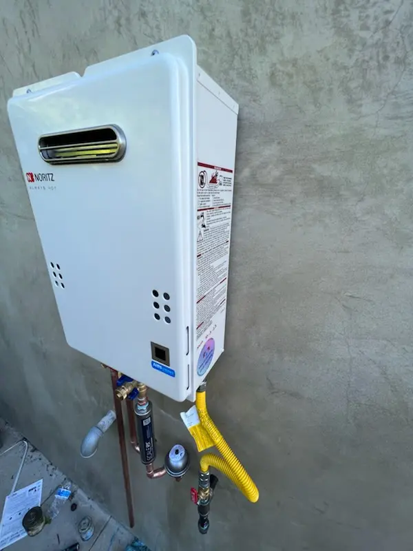 Tankless water heater installation for Eastland homes